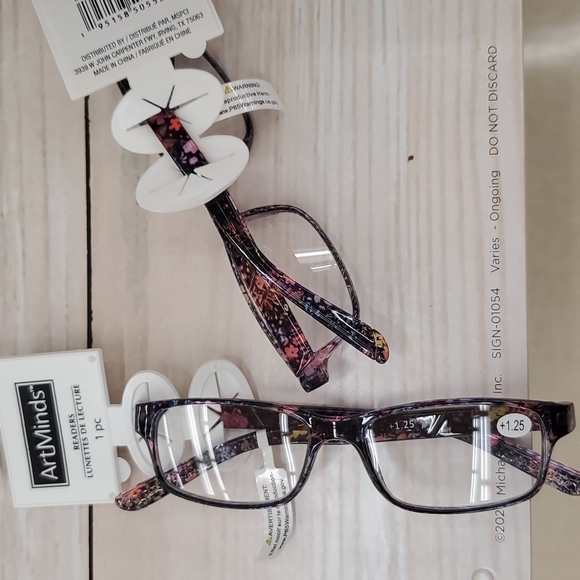 ARTMINDS READING GLASSES - Picture 3 of 3